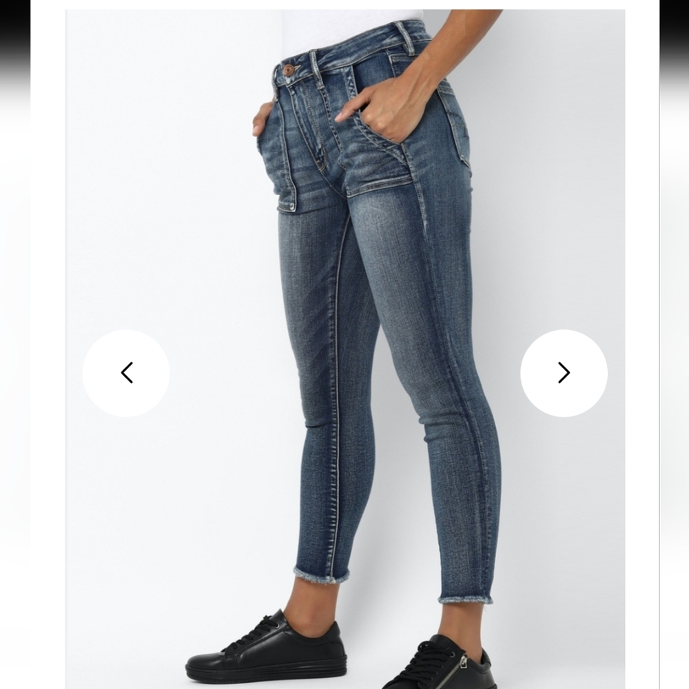 American Eagle High Rise Jeggings Crop Skinny Jeans Frayed Stretchy Dark Size 10 - Picture 2 of 14
